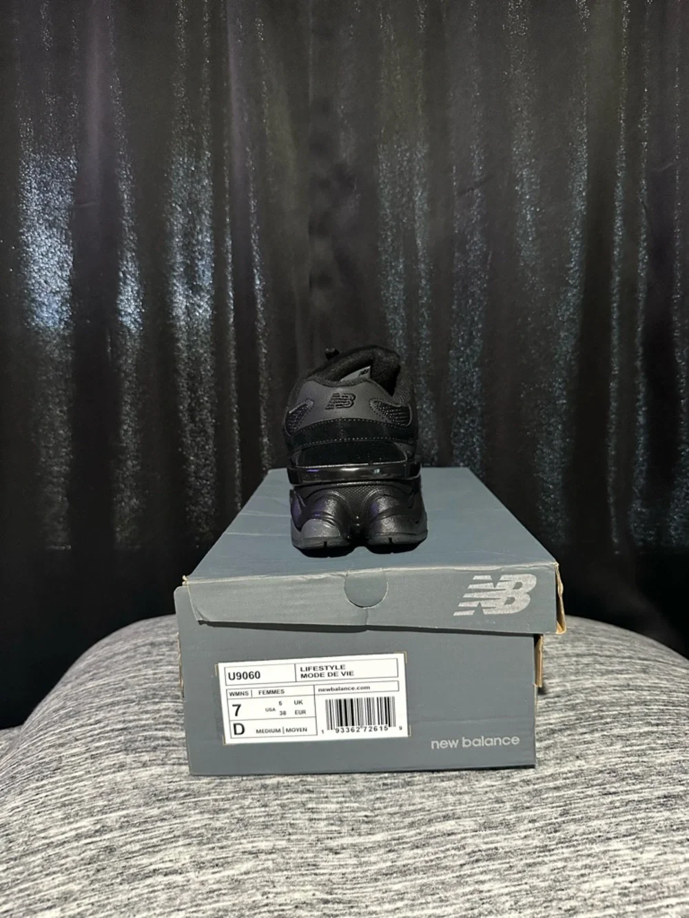 New Balance Black Mesh & Leather Runner Sneakers - Picture 4 of 4